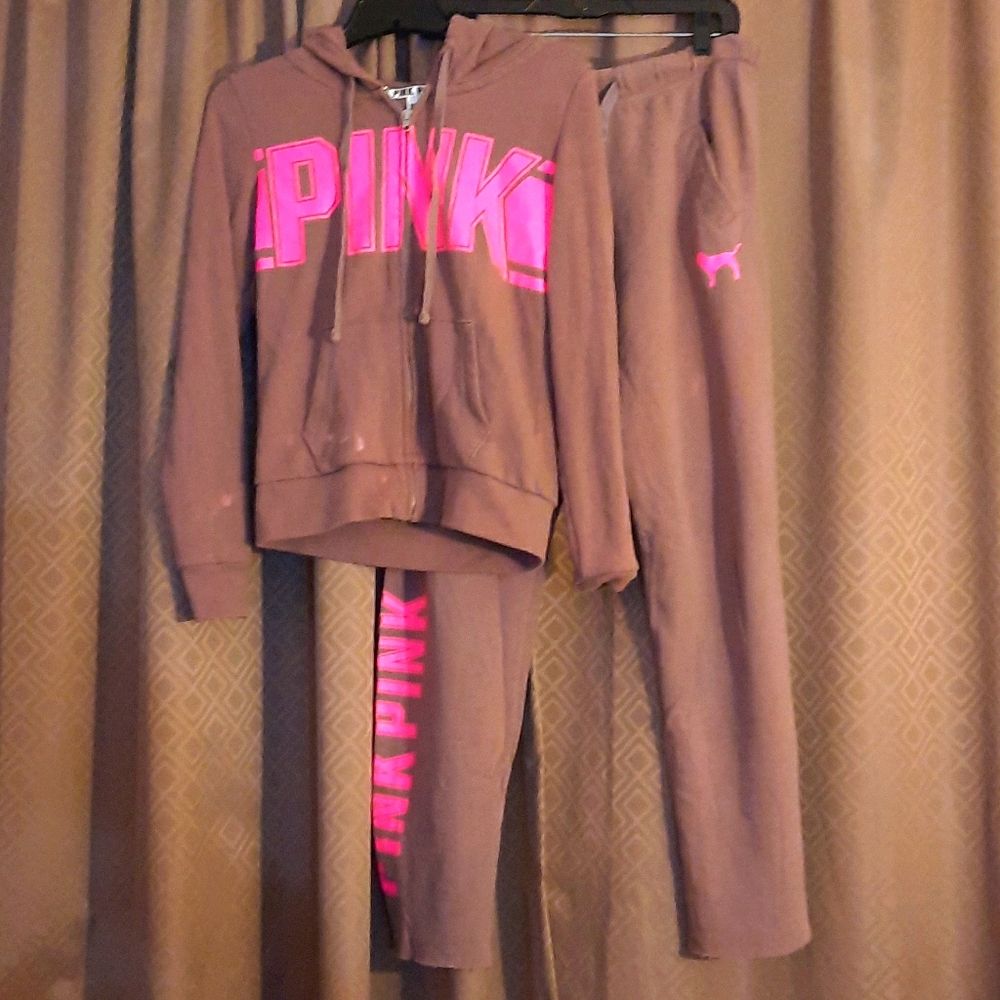 Pink XS brown/pink track suit